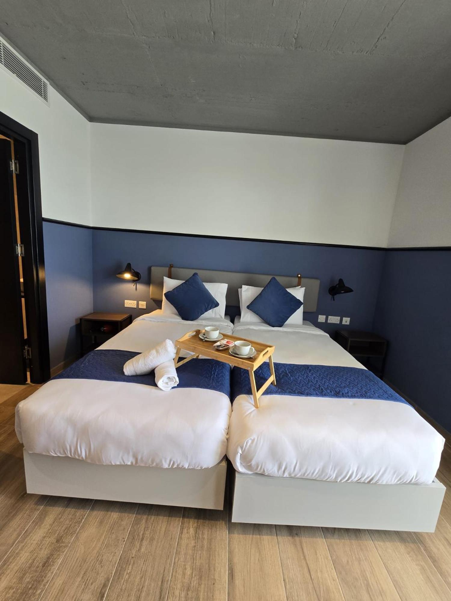 South32 Hotel Birżebbuġa Kültér fotó