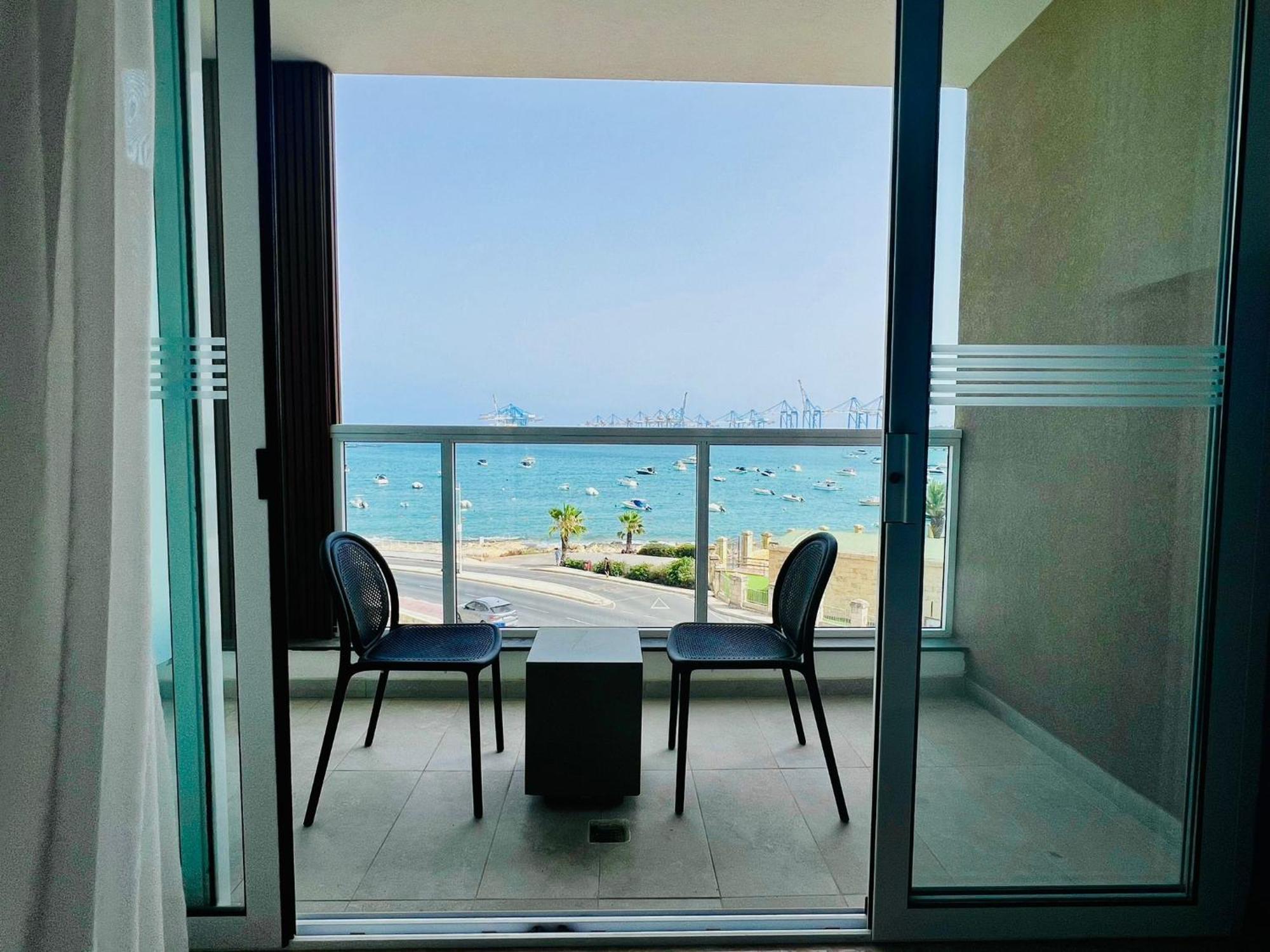 South32 Hotel Birżebbuġa Kültér fotó